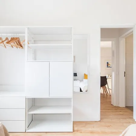2 Apartment *